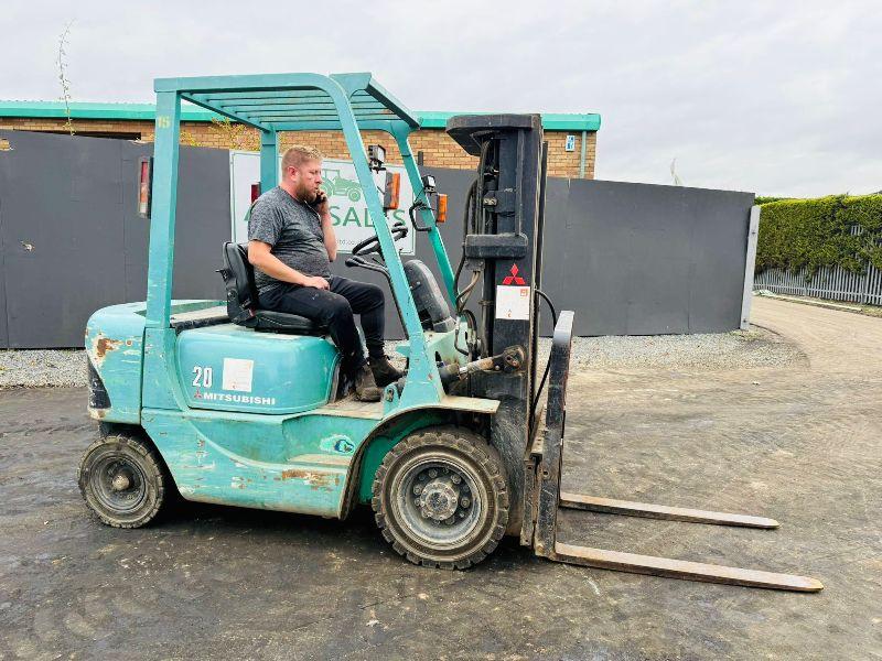 MITSUBISHI FD20K CONTAINER SPEC FORKLIFT*C/W PALLET TINES*VIDEO*