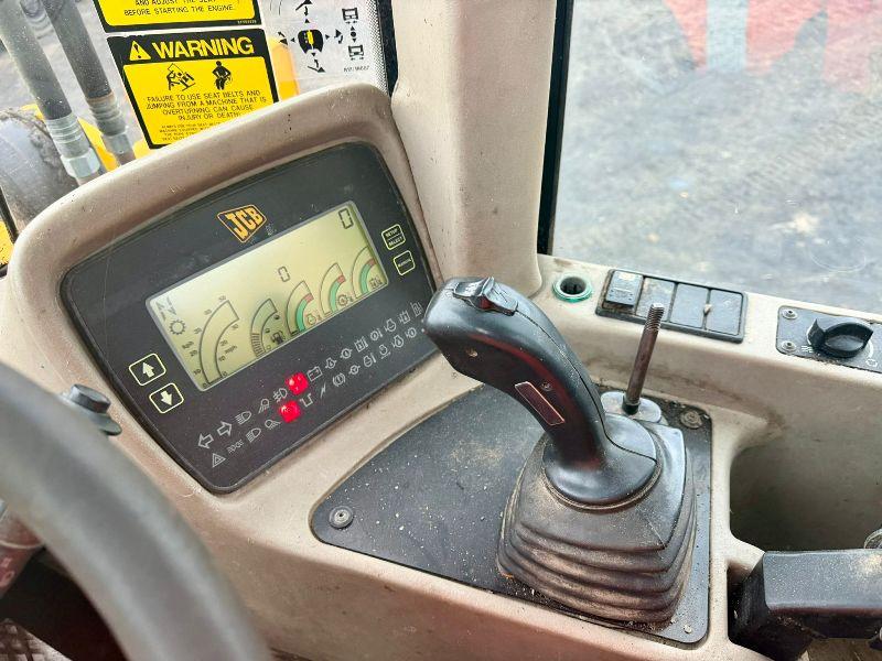 JCB 426 TOOL CARRIER LOADING SHOVEL*7084 HOURS*C/W BUCKET*VIDEO*