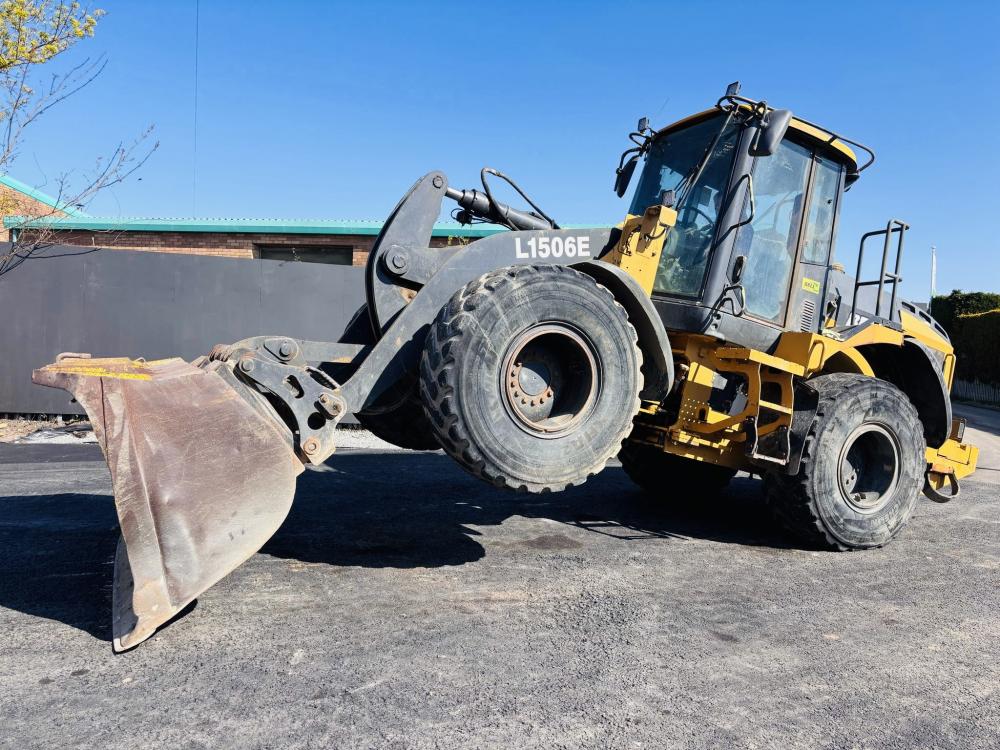 BELL L1506E LOADING SHOVEL *C/W BUCKET*YEAR 2016* READING 8682 HOURS*VIDEO*