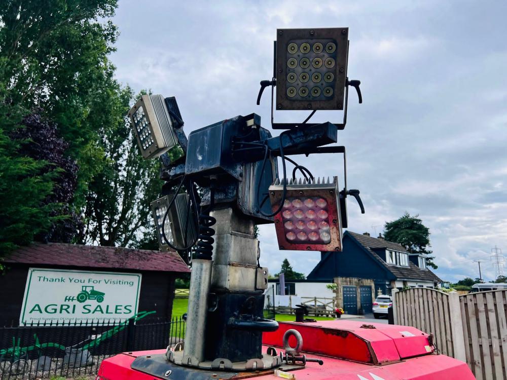 VT1 TOWABLE LIGHTING TOWER * YEAR 2013 * C/W LED LIGHTS 