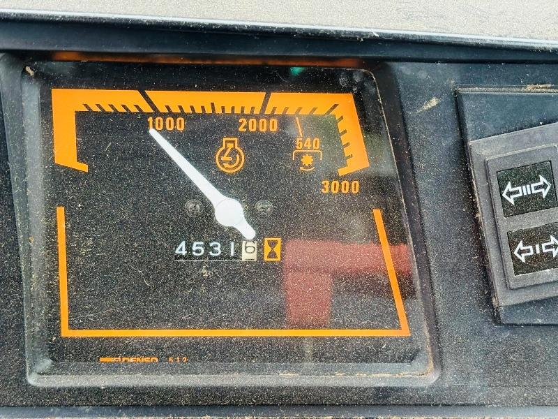 FORD 2120 2WD TRACTOR*C/W TURF TYRES*VIDEO*