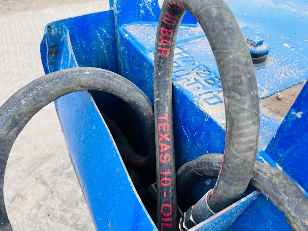 STATIC BUNDED FUEL BOWSER C/W MANUAL PUMP 