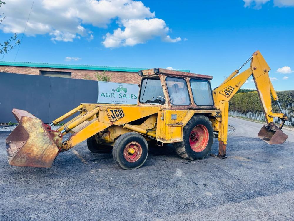 JCB 3C BACKHOE DIGGER C/W BUCKET AND DITCHING BUCKET*VIDEO*