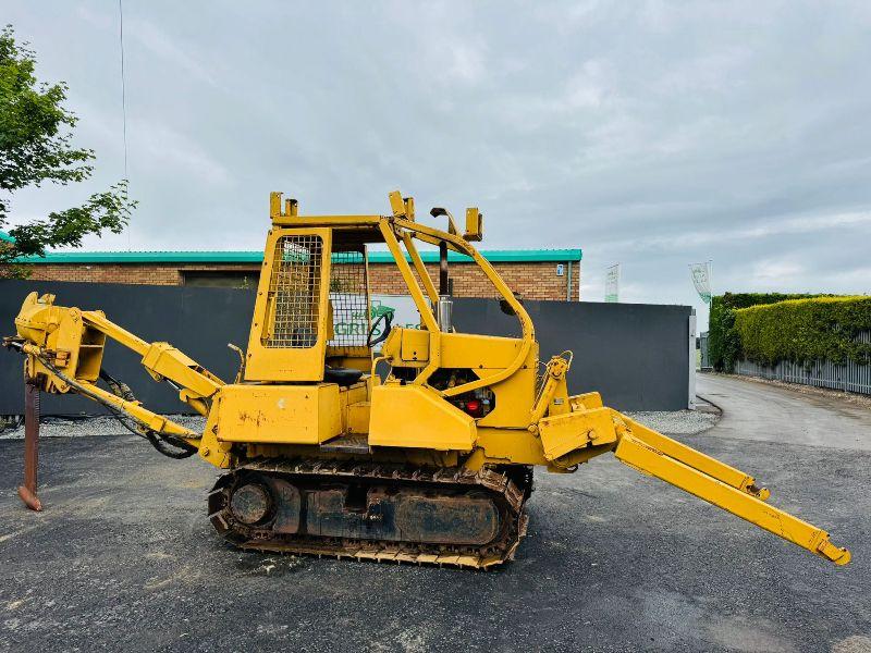 VERMEER FLX75 PLOW*C/W PLOW*READING 1555 HOURS*STEERING WHEEL*VIDEO*