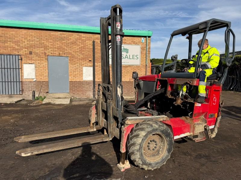 MOFFETT M5 25.3 *C/W FORK POSITIONER*1453 HOURS*YEAR 2012*VIDEO*