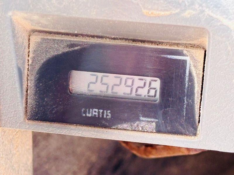 DOOSAN DL400 LOADING SHOVEL*DIESEL ISSUES*STARTS,RUNS,DRIVES*VIDEO*
