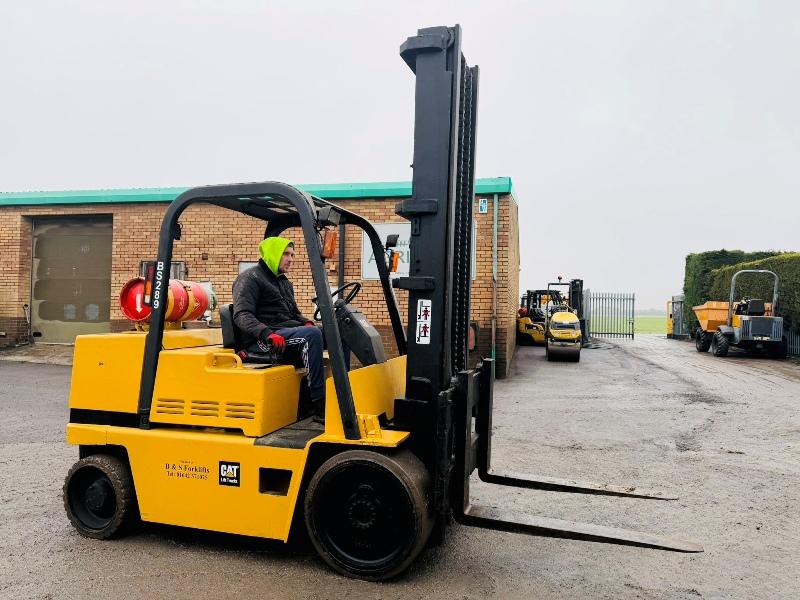 CATERPILLAR T125D MASTED FORKLIFT*5.5 TONNE LIFT*VIDEO*