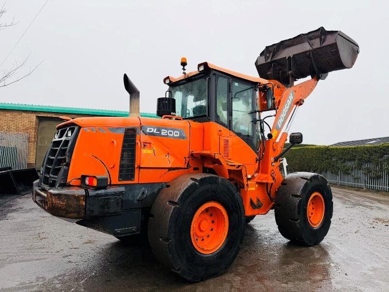 DOOSAN DL200-3 LOADING SHOVEL*C/W BUCKET*YEAR 2015*VIDEO*