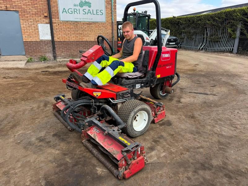 TORO REELMASTER 3100D 3WD RIDE ON MOWER*VIDEO*