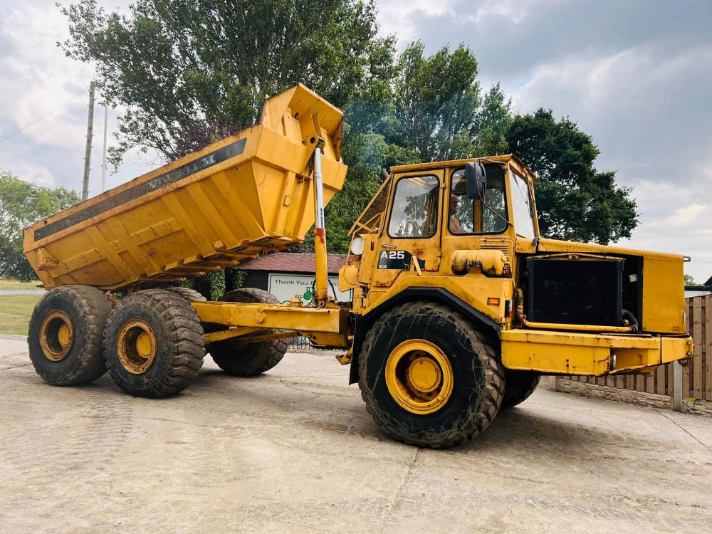VOLVO BM A25 6X6 ARTICULATED DUMP TRUCK C/W HYDRAULIC STRAIGHT TIP 