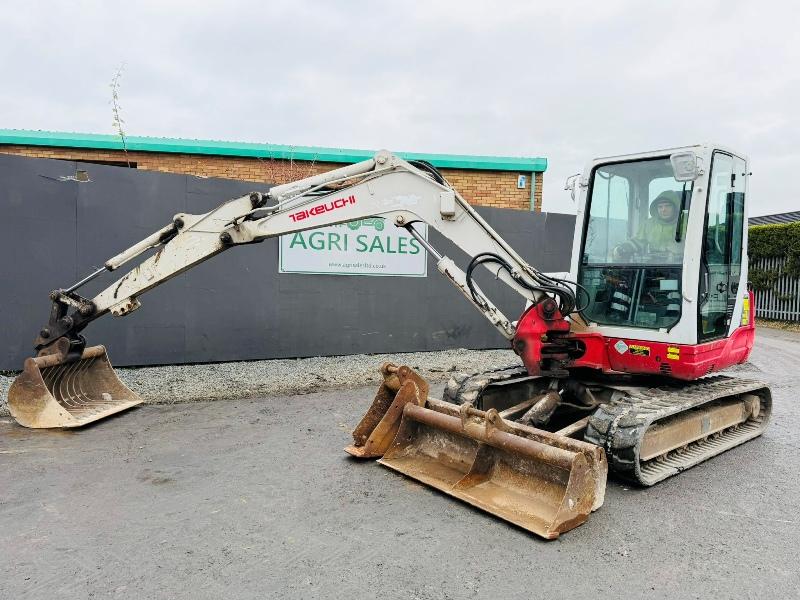 TAKEUCHI TB250 TRACKED EXCAVATOR*C/W 3 BUCKETS*YEAR 2015*VIDEO*