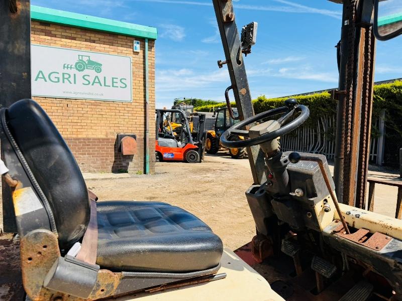 NISSAN FJ02A25U FORKLIFT*C/W PALLET TINES*VIDEO*