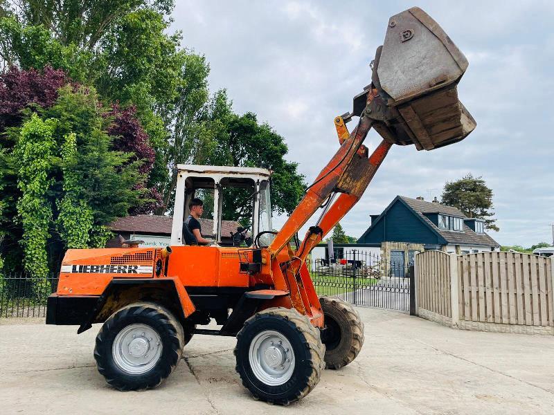 LIEBHERR L508 4WD LOADING SHOVEL C/W TOE TIP BUCKET 