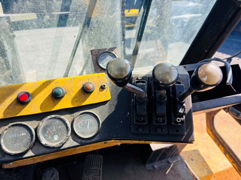 DCH DOH 12 TONNE 2 STAGE MAST LIFT *C/W 8FT TINES*VIDEO*