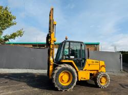 JCB 926 4WD ROUGH TERRAIN FORKLIFT*C/W PALLET TINES*VIDEO*