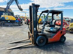 TOYOTA 02-8FGF20 FORKLIFT*YEAR 2011*SPARES AND REPAIRS*VIDEO*