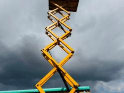 HAULOTTE H18SX 4WD SCISSOR LIFT*2514 HOURS*YEAR 2015*VIDEO*