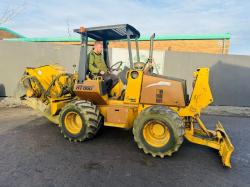 CASE RT660 4WD TRENCHER*C/W TOP CUTTER*1317 HOURS*VIDEO*