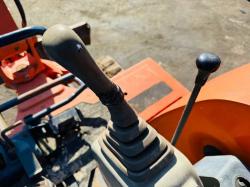 HITACHI EX30 EXCAVATOR*RUBBER TRACKS*C/W BUCKET*VIDEO*