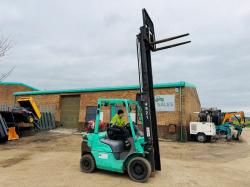 MITSUBISHI FG25NT CONTAINER SPEC FORKLIFT*C/W PALLET TINES*YEAR 2015*VIDEO*