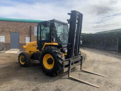 JCB 930 ROUGH TERRAIN FORKLIFT*C.W PALLET TINES*YEAR 2016*VIDEO*