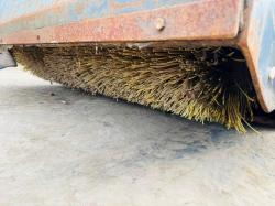 SWEEPER BRUSH TO SUIT SKIDSTEER*YEAR 2011*VIDEO*