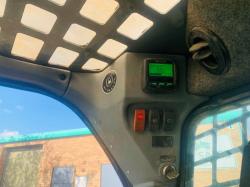MUSTANG 2600R SKIDSTEER*C/W BUCKET*YEAR 2014*VIDEO*