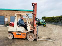NISSAN 833 GAS FORKLIFT*C/W SIDESHIFT*VIDEO*