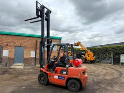 NISSAN PJ02A25 FORKLIFT*C/W PALLET TINES*VIDEO*