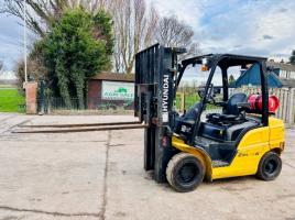 HYUNDAI 25L-9A CONTAINER SPEC FORKLIFT *YEAR 2017, 4463 HOURS* C/W LONG PALLET TINES *VIDEO*