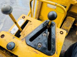 CATERPILLAR 943 TRACKED LOADER*C/W 3 IN 1 BUCKET*VIDEO*