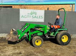 JOHN DEERE 955 4WD COMPACT TRACTOR*C/W FRONT LOADER*VIDEO*