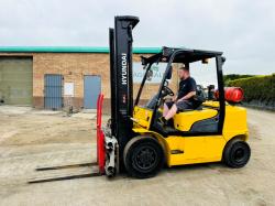 HYUNDAI 35L-7A FORKLIFT*C/W FORK POSITIONER*YEAR 2016*VIDEO*