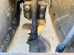 BARBER GREEN BG200 TARMAC PAVER C/W DUAL CONTROL DRIVE *VIDEO*