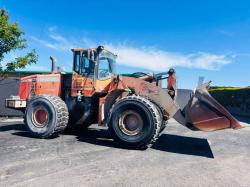 DOOSAN DL400 4WD LOADING SHOVEL *C/W REVERSE CAMERA AND BUCKET*VIDEO*