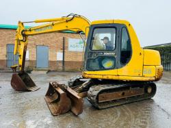 KOMATSU PC60 EXCAVATOR *C/W 2 BUCKETS*VIDEO*