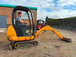 JCB 8014 EXCAVATOR*C/W OFFSET BOOM *SHOWING 1971 HOURS*VIDEO*