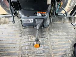 KUBOTA GL221 4WD COMPACT TRACTOR*C/W FRONT LOADER*VIDEO*