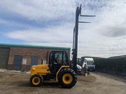 JCB 930 ROUGH TERRAIN FORKLIFT*C.W PALLET TINES*YEAR 2016*VIDEO*