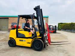 HYUNDAI 35L-7A FORKLIFT*C/W FORK POSITIONER*YEAR 2016*VIDEO*