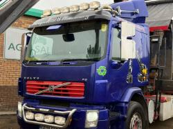 VOLVO FE320 HOOK LOADER LORRY*C/W PALFINGER CRANE*VIDEO*