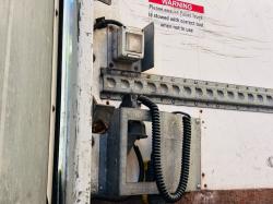 MERCEDES ACTROS 1827 4X2 BOX LORRY *C/W TUCK AWAY TAIL LIFT*VIDEO*