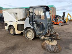 HAKO BEHAELTER ARTICULATED ROAD SWEEPER*YEAR 2016*VIDEO*