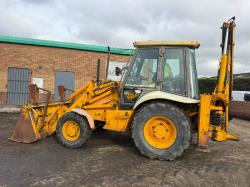 JCB 3CX PROJECT 8 SITEMASTER+*C/W 4 IN 1 BUCKET*VIDEO*