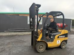 CATERPILLAR GP20CN 2 STAGE MAST FORKLIFT*C/W SIDESHIFT*VIDEO*