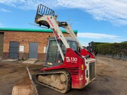 TAKEUCHI TL130 SKIDSTEER*C/W BUCKET AND TINES*2274 HOURS*VIDEO*