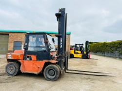 NISSAN 70 FORKLIFT*C/W PALLET TINES*VIDEO*