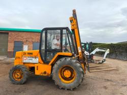 JCB 926 ROUGH TERRAIN FORKLIFT*C/W PALLET TINES*VIDEO*
