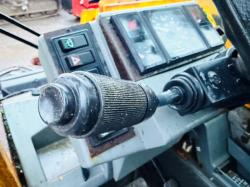 SANDERSON 726 TELEHANDLER*AG SPEC*C/W PALLET TINES*VIDEO*