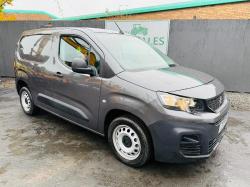PEUGEOT PARTNER 6 SPEED VAN*YEAR 2023*VIDEO*
